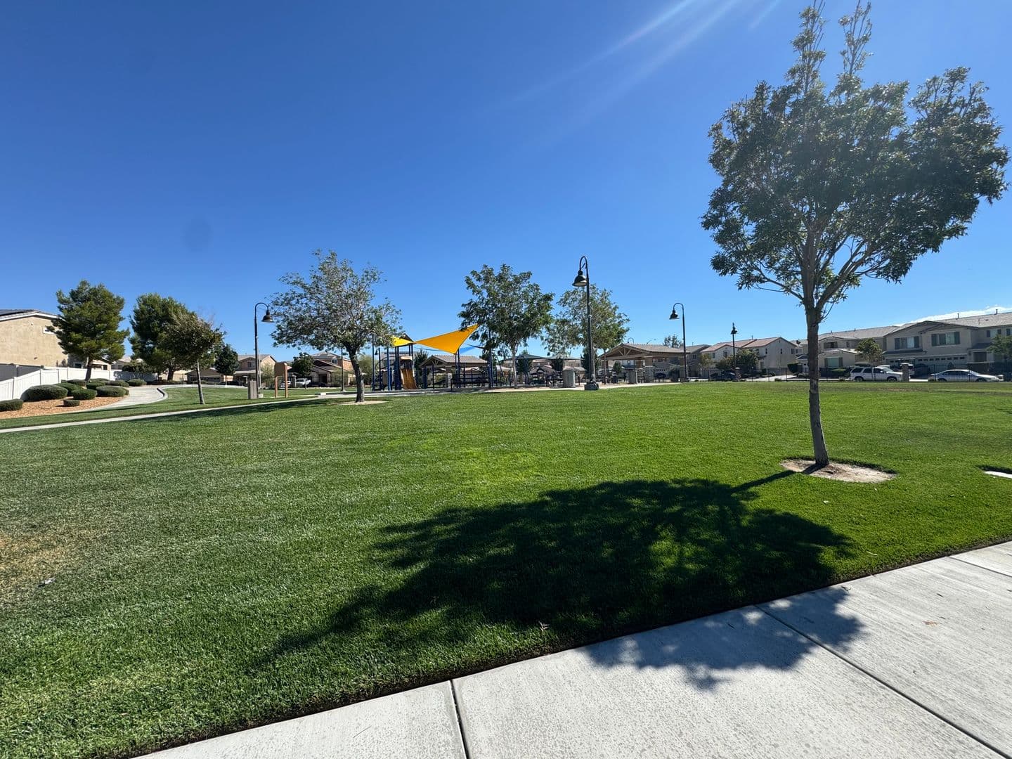 Victorville House: 16636 Desert Lily Street