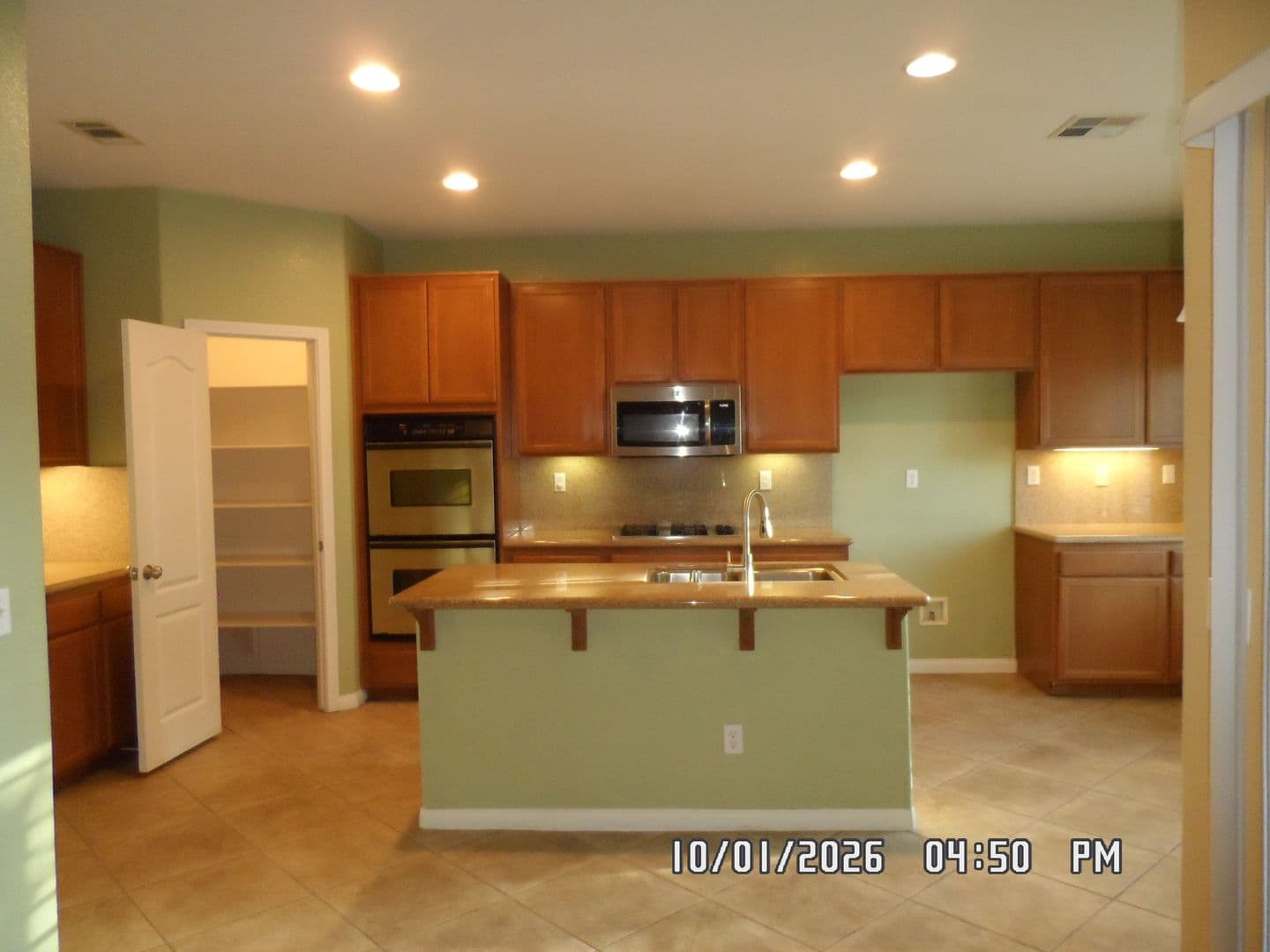 Victorville House: 13160 Banning Street