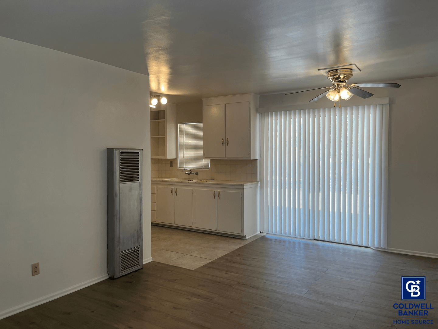 Apple Valley Apartment: 15775 Pohez Rd.