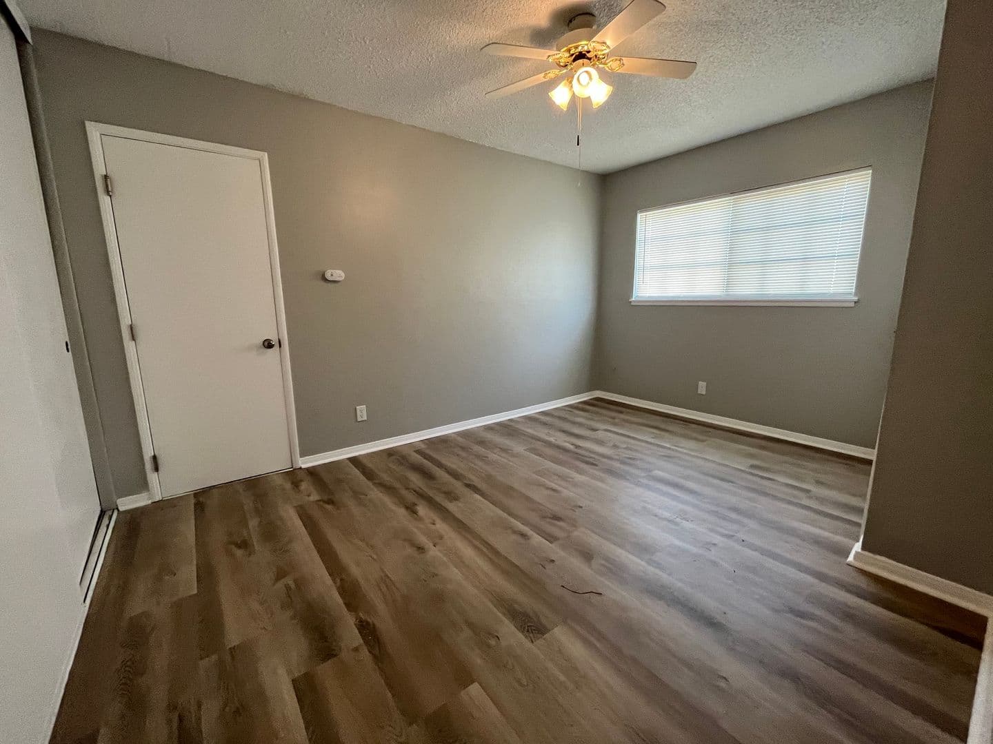 Barstow Apartment: 1212 Carson St