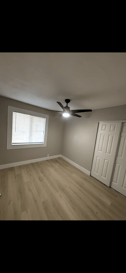 Barstow House: 1716 Church St