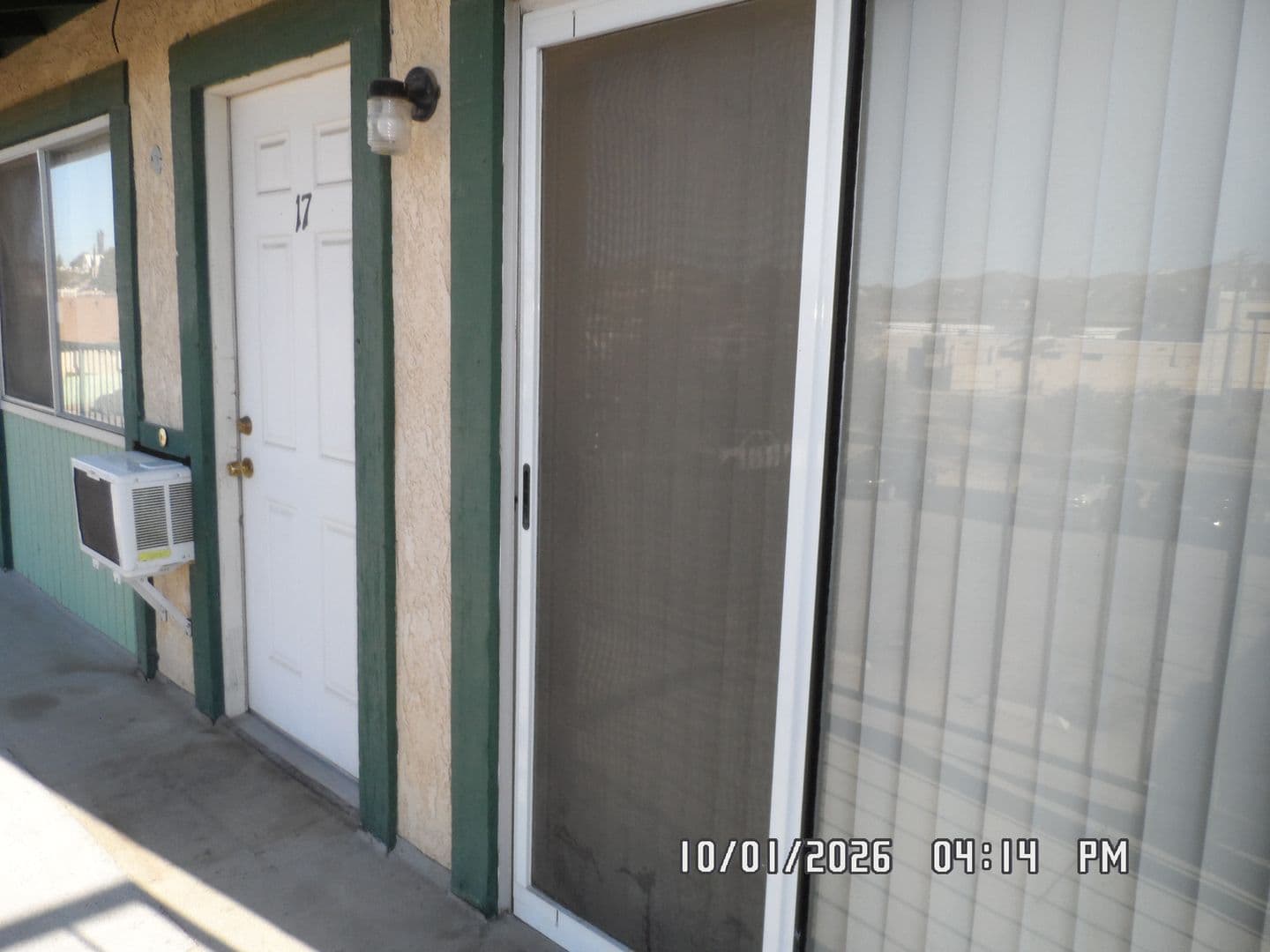 Apple Valley Apartment: 18344 Taloga Road