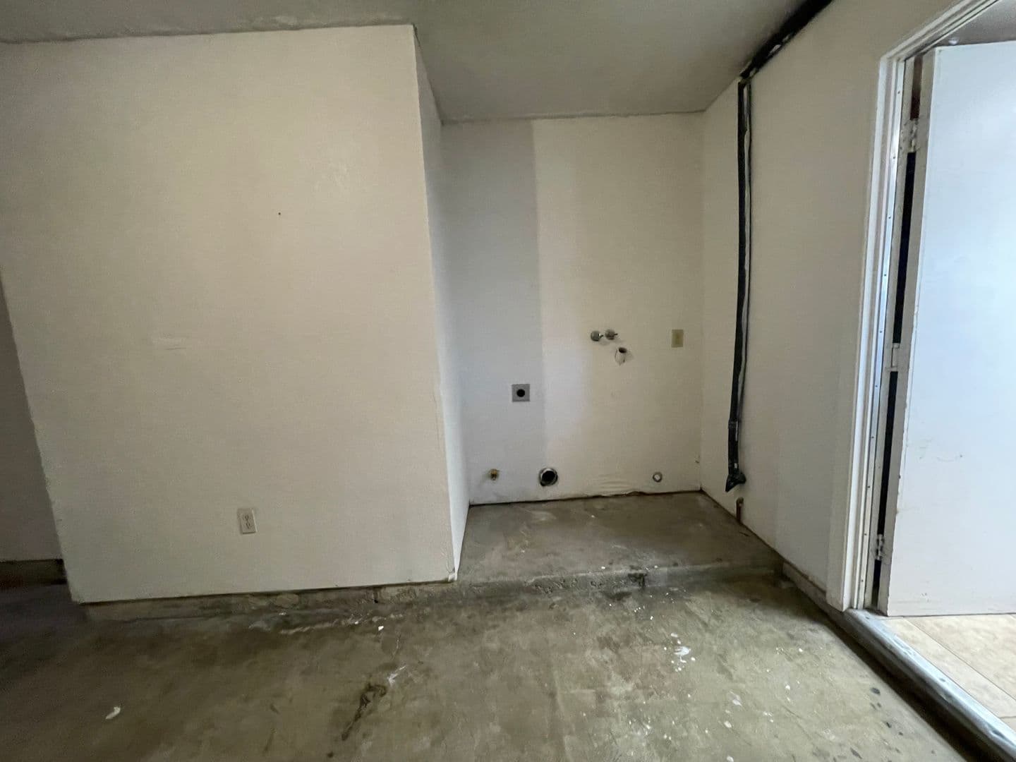 Apple Valley Apartment: 20318 Thunderbird