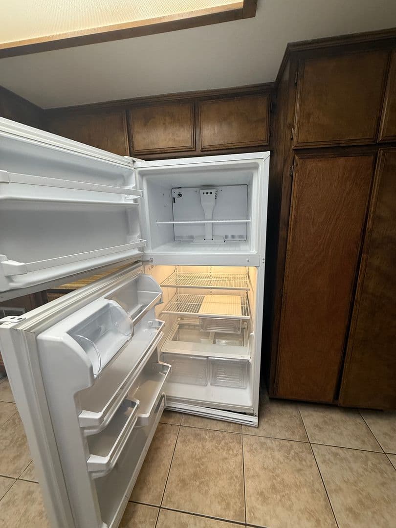 Apple Valley Apartment: 20318 Thunderbird