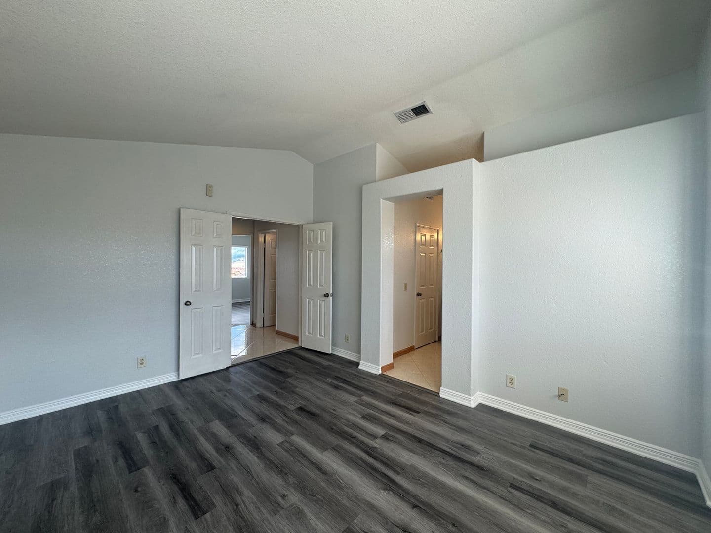 Victorville House: 12715 Sundown Rd.