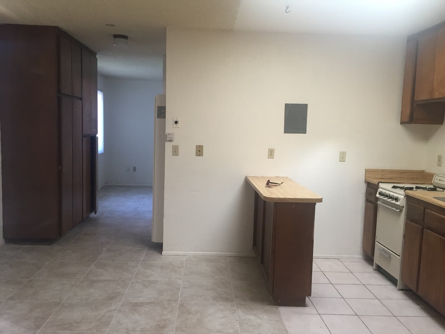 Victorville Apartment: 16201 Cahuenga Rd