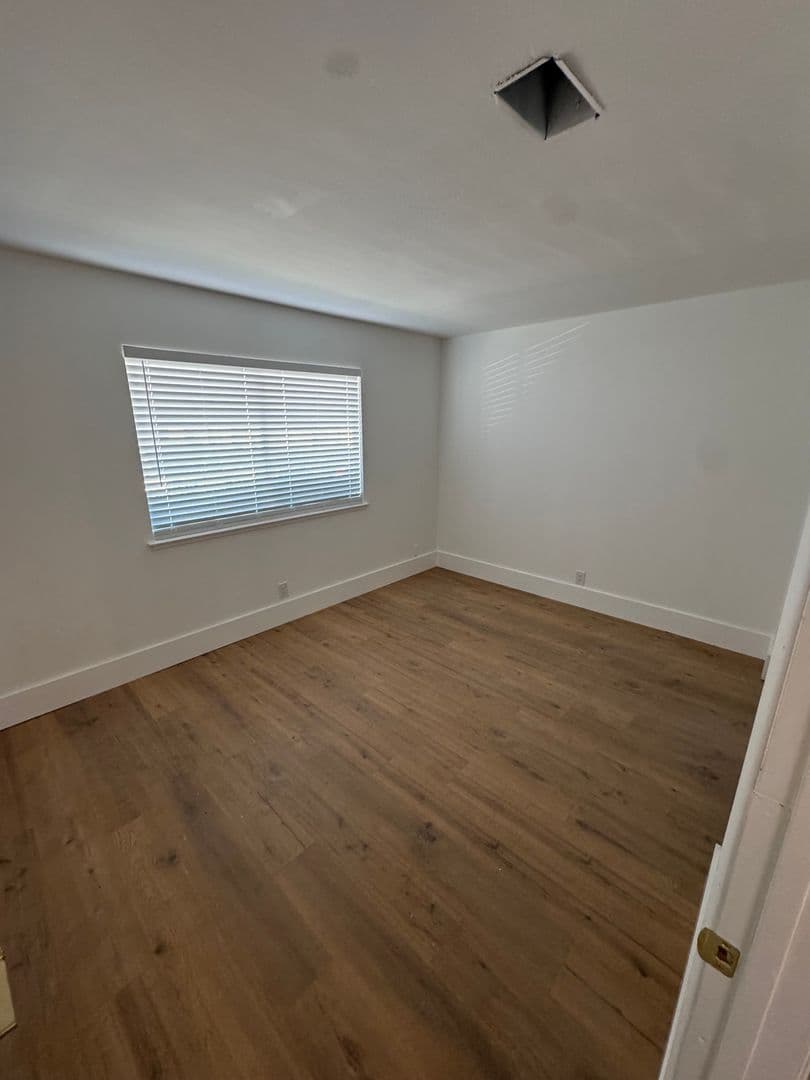 Apple Valley Apartment: 15757 Olalee Road