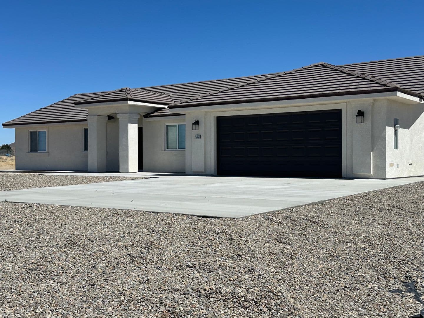 Oro Grande House: 24445 National Trails Hwy