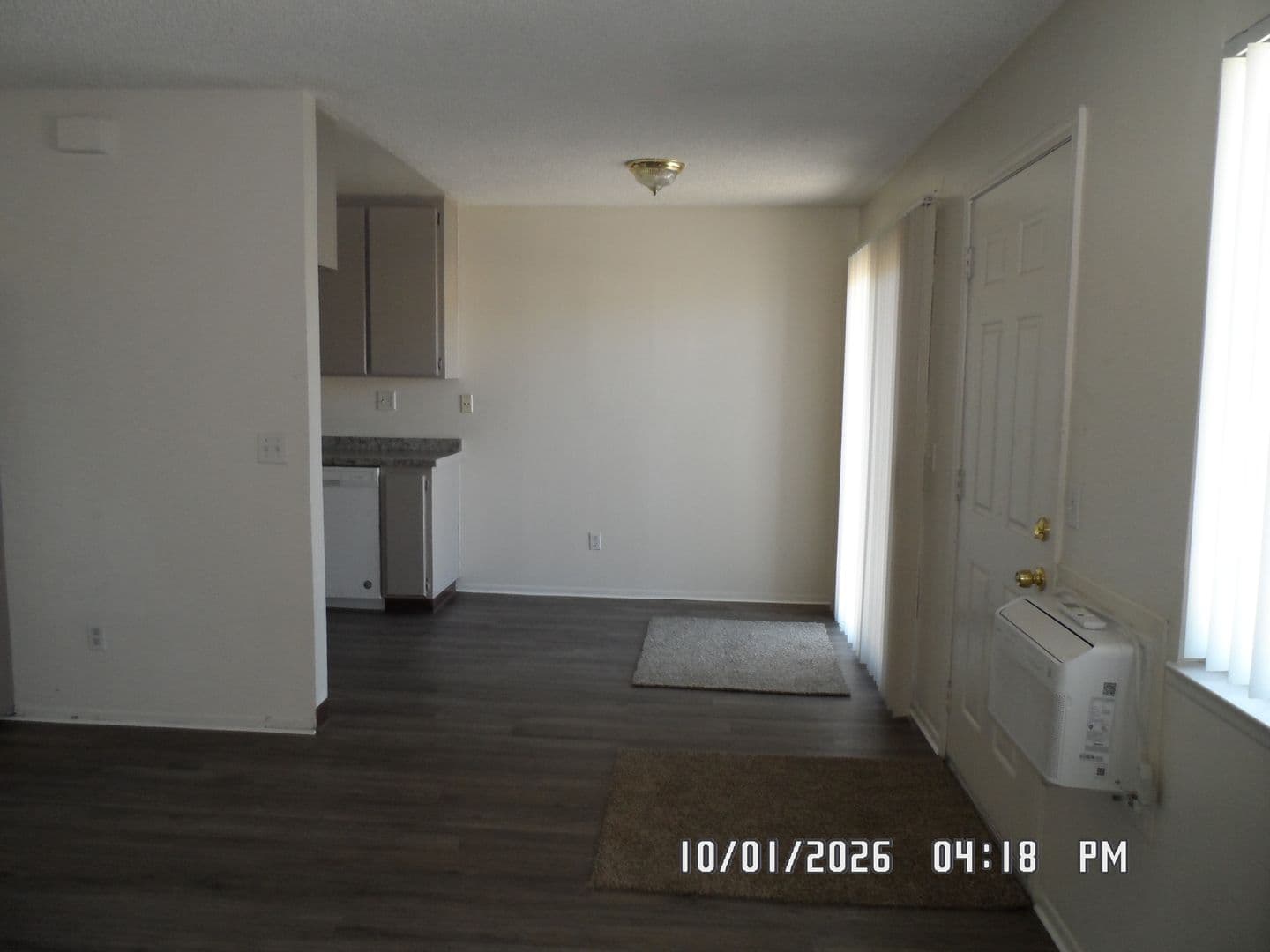 Apple Valley Apartment: 18344 Taloga Road