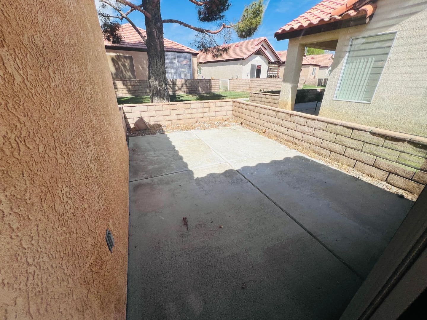 Apple Valley House: 11531 Oak Street