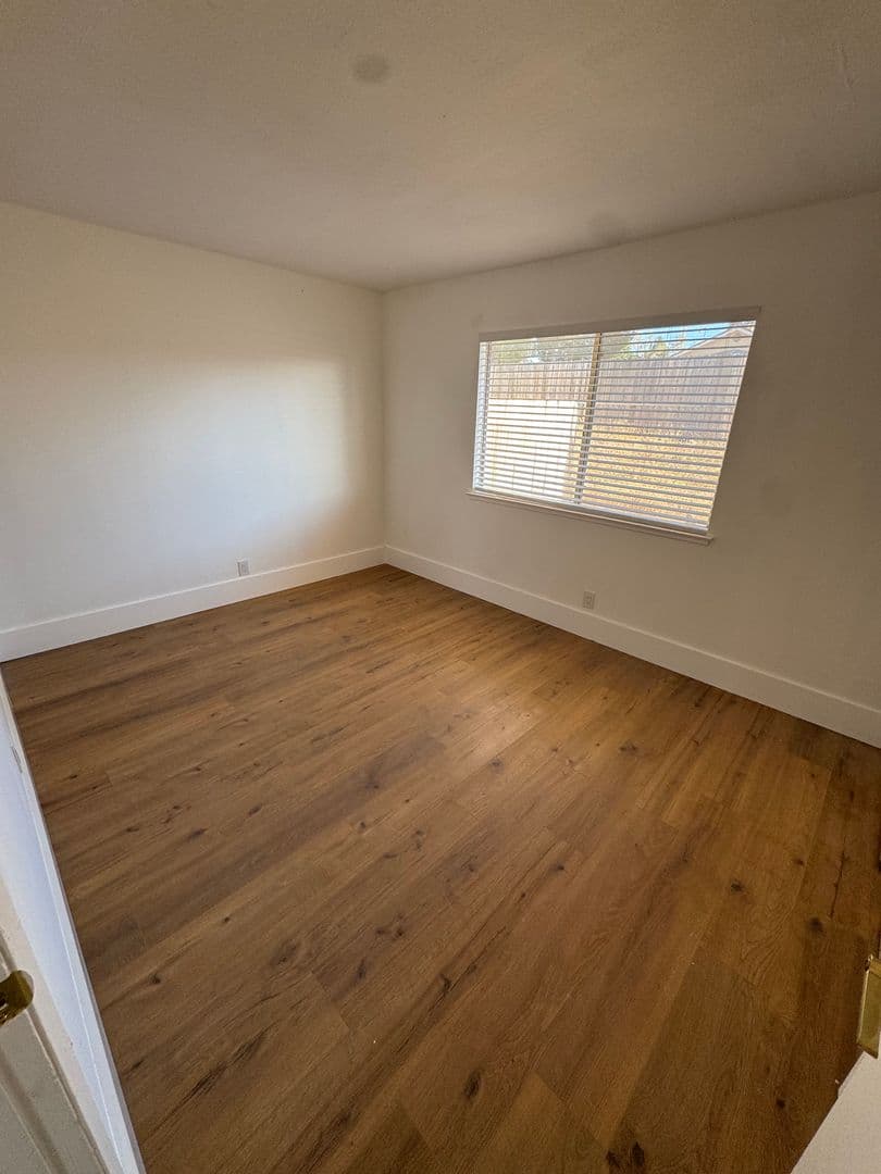 Apple Valley Apartment: 15757 Olalee Road