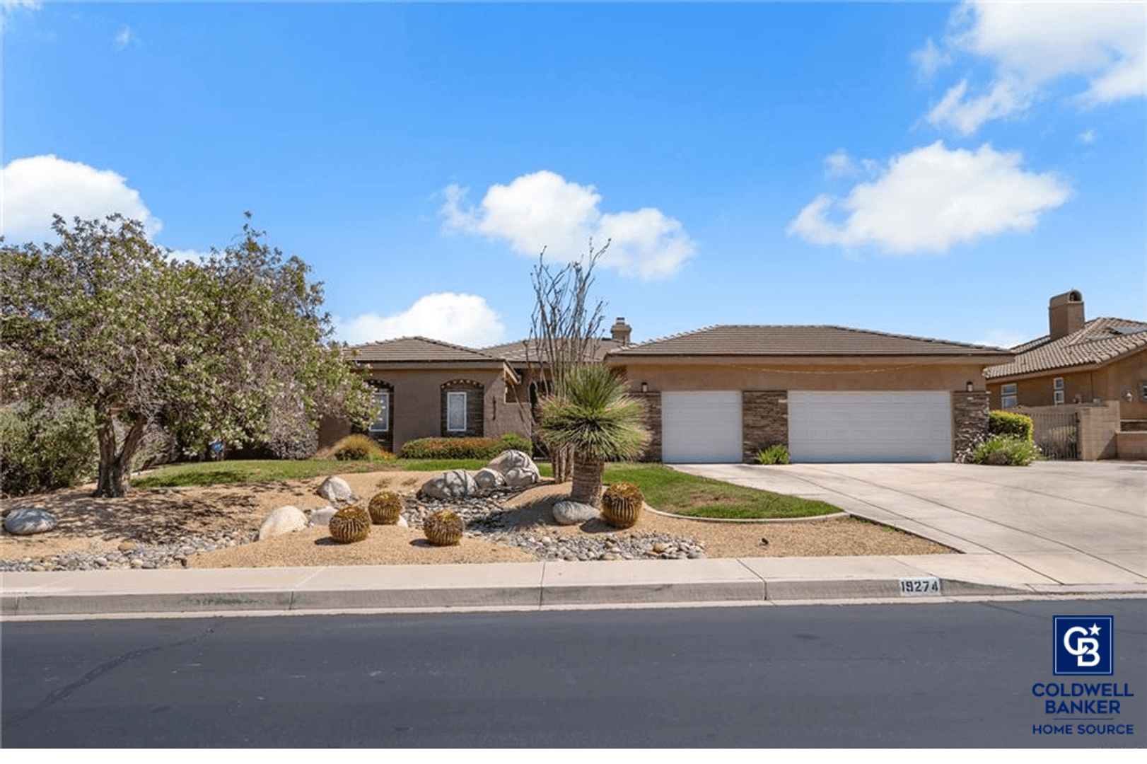Apple Valley House: 19274 Kanbridge St.