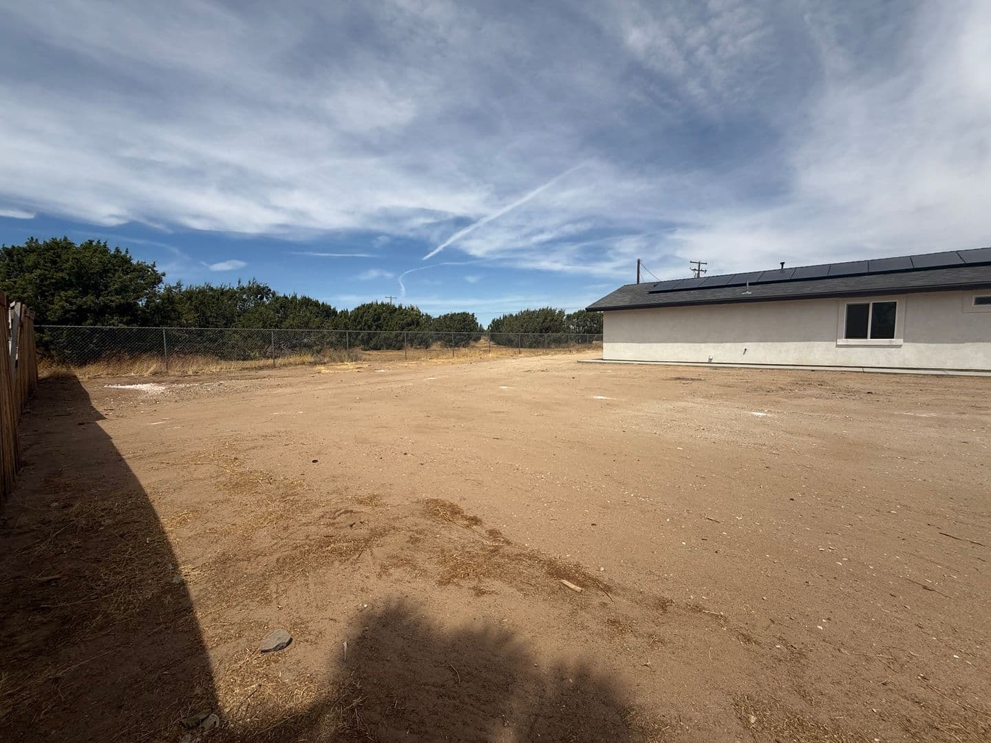 Oak Hills House: 12977 Cactus St