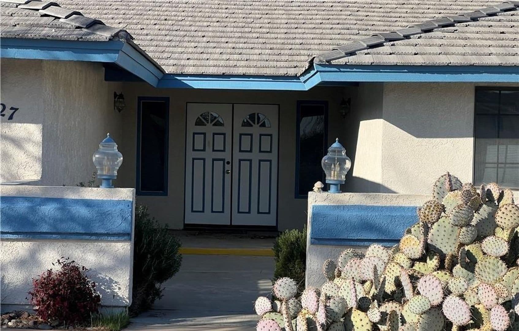 Helendale House: 14627 Greenbriar Dr