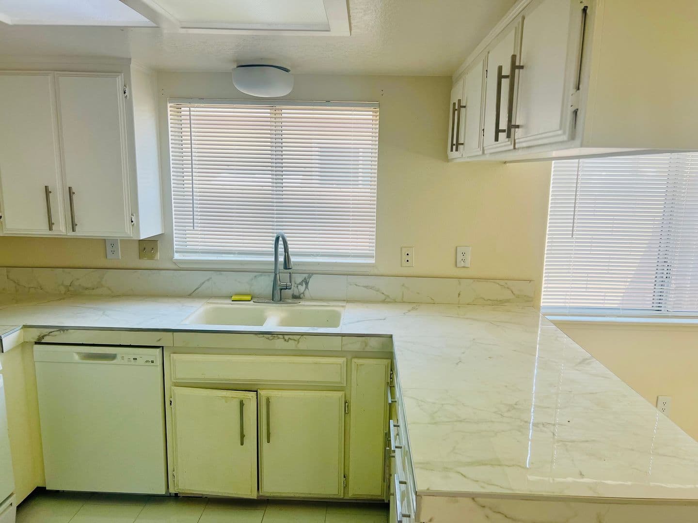 Victorville House: 13330 Stoneridge Dr.