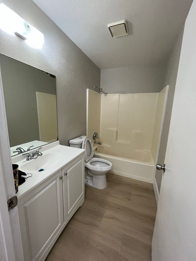 Apple Valley House: 20460 RImrock Road #1