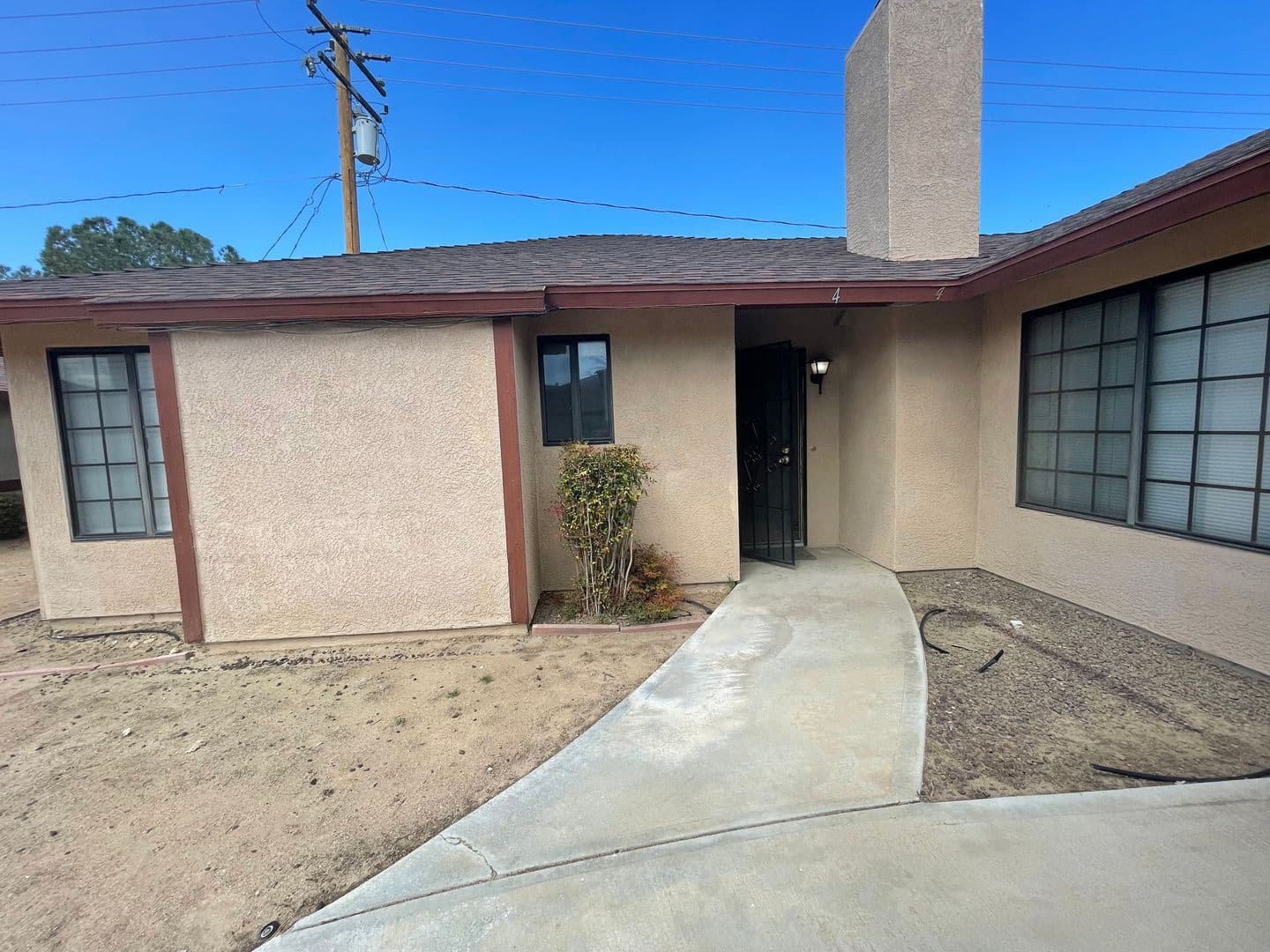 Apple Valley Apartment: 20318 Thunderbird