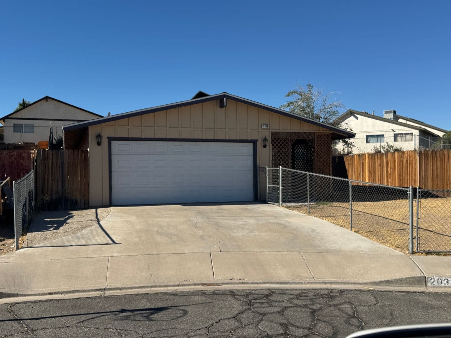 barstow House: 2032 Notre Dame ct