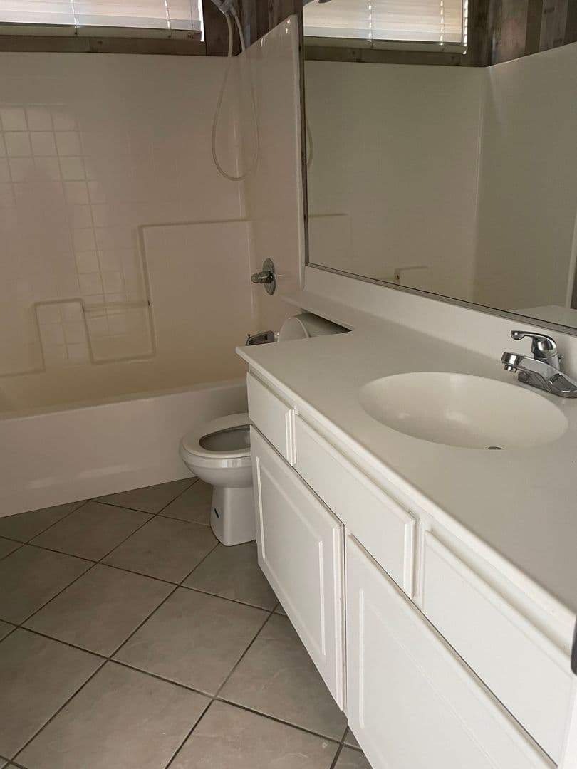 Victorville House: 12866 Brookdale St