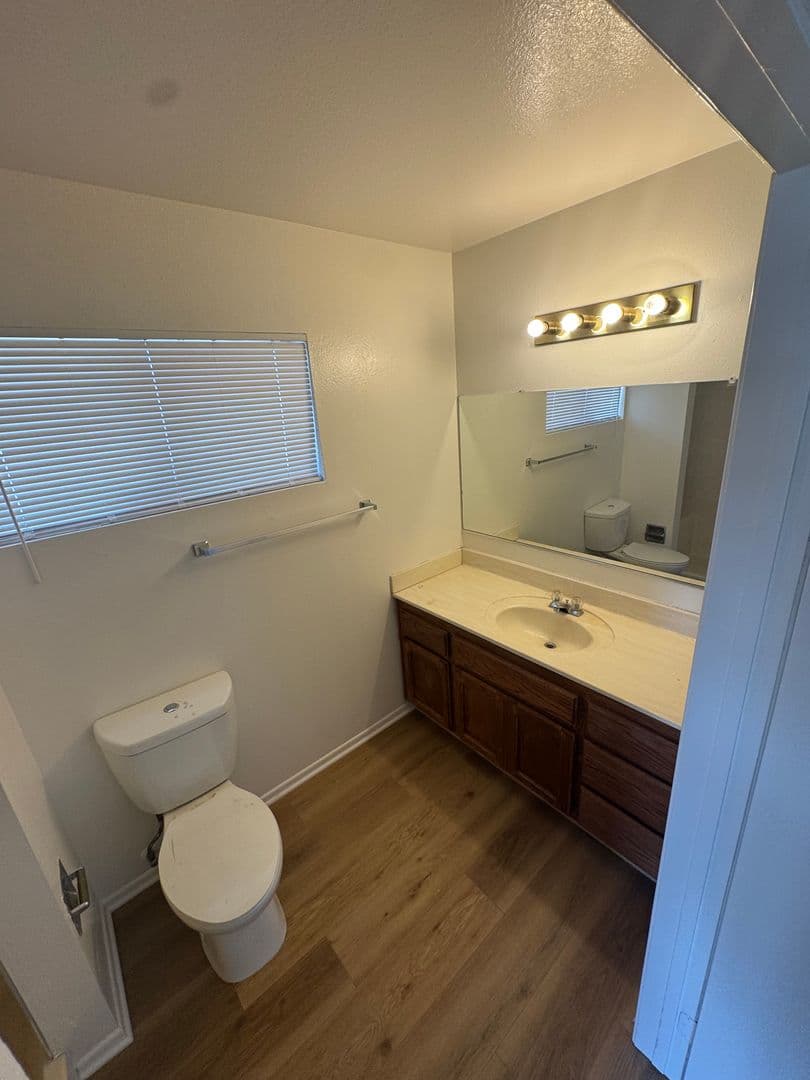 Apple Valley House: 16382 Kamana Court