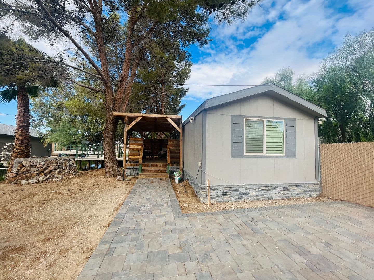 Yermo House: 37416 Indian Ave