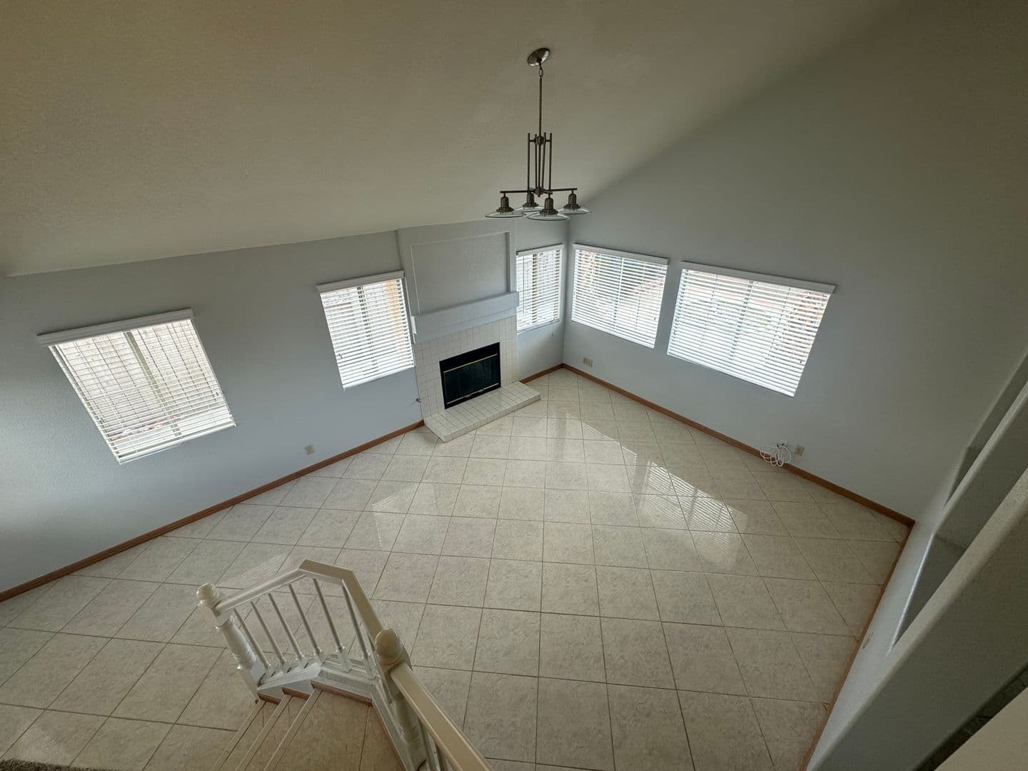 Victorville House: 12715 Sundown Rd.