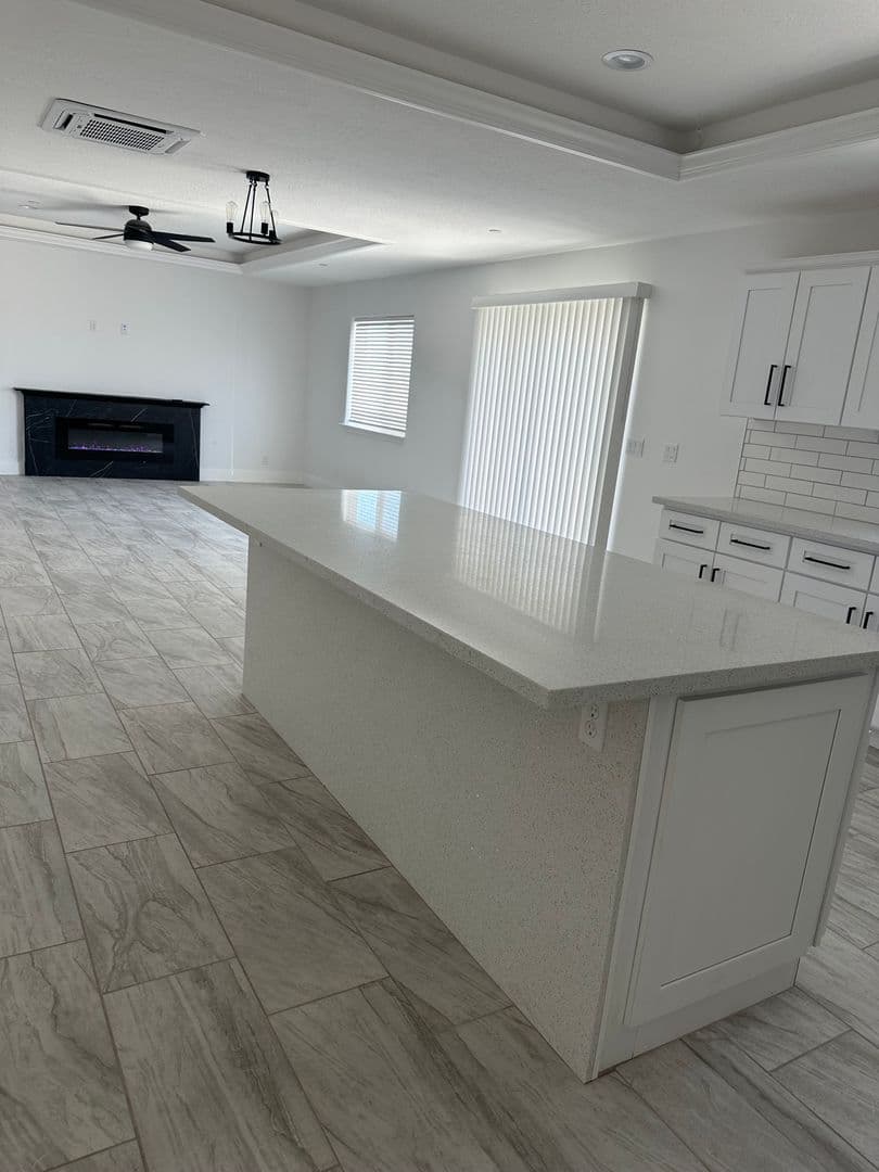 Oro Grande House: 24445 National Trails Hwy