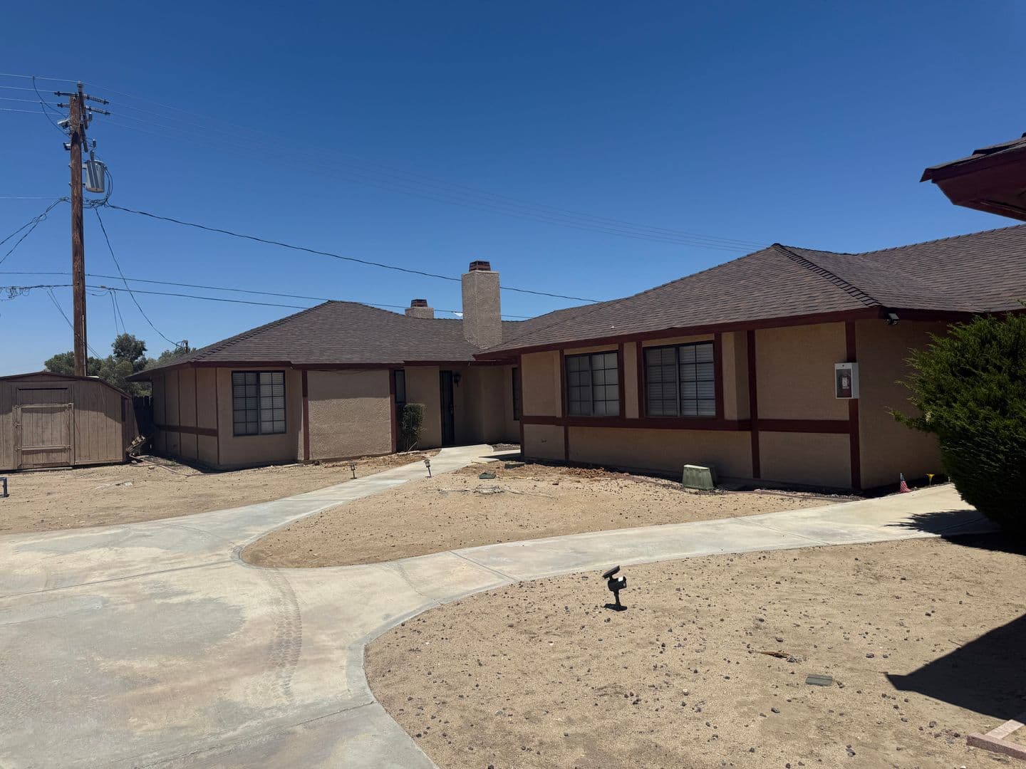 Apple Valley Apartment: 20318 Thunderbird