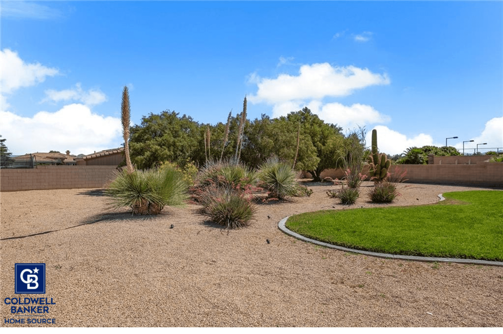 Apple Valley House: 19274 Kanbridge St.