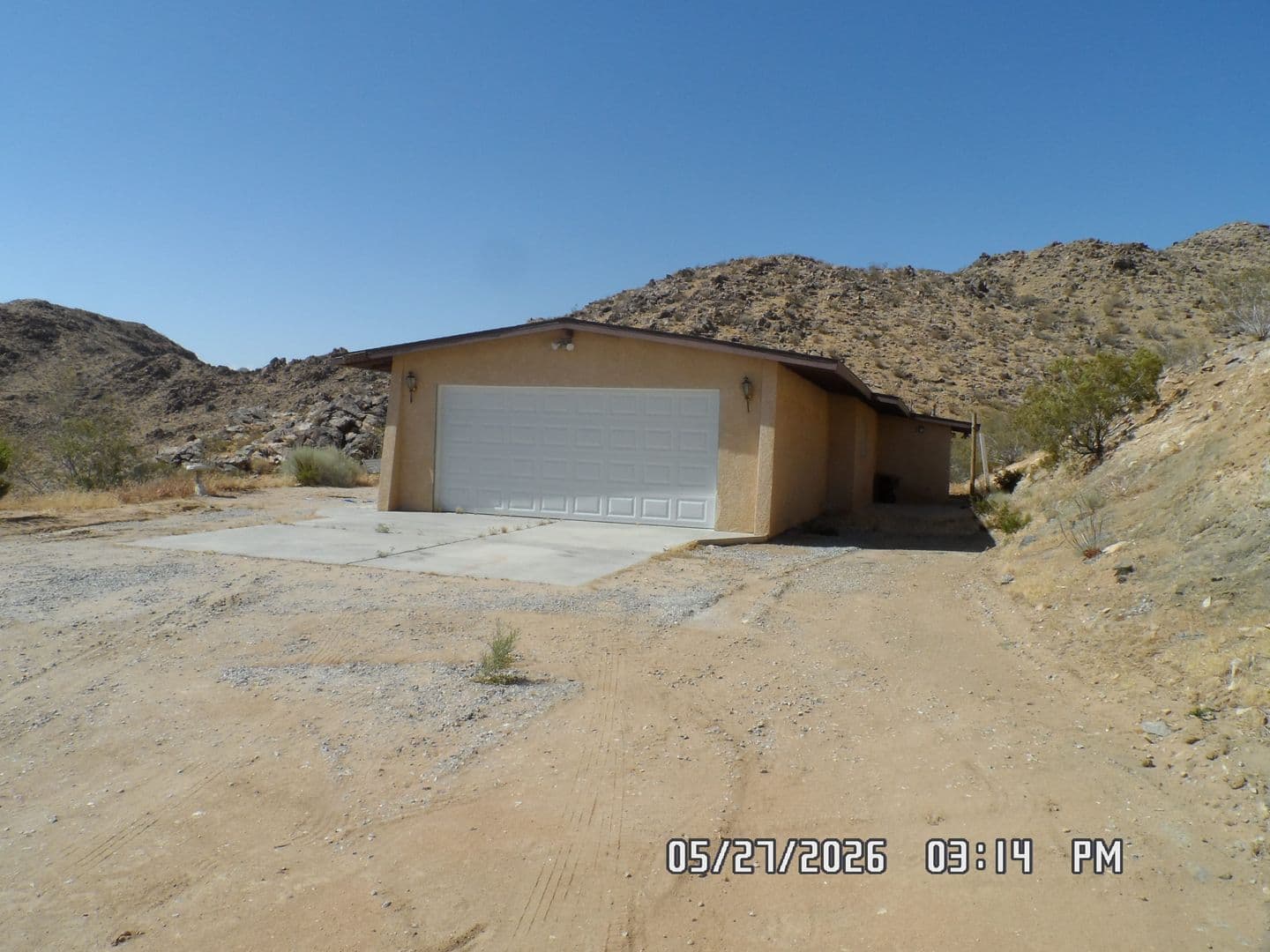 Apple Valley House: 25676 Flathead Road