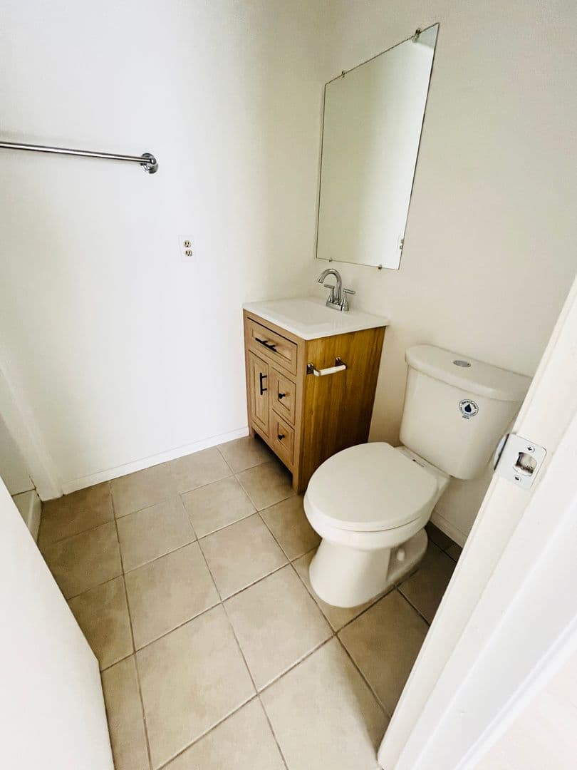Barstow Apartment: 2572 W. Main St.