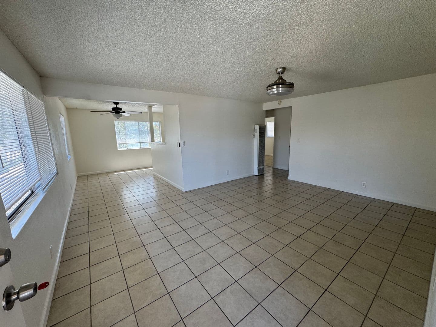 Covina Apartment: 501 E. Hurst St