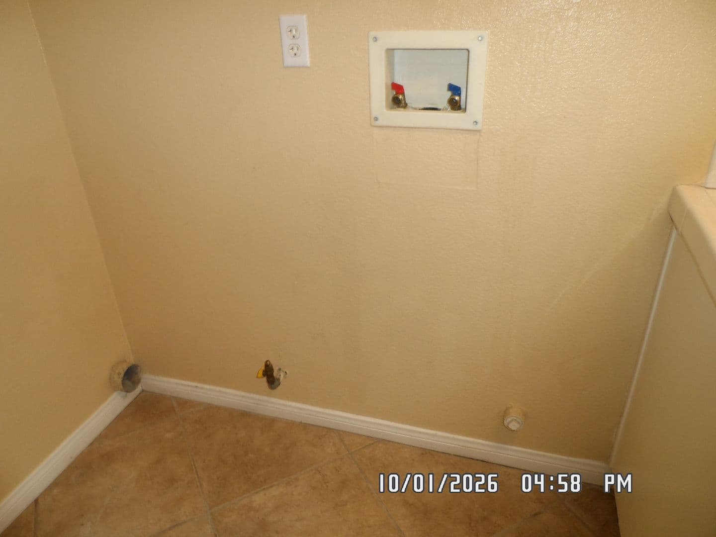 Victorville House: 13160 Banning Street