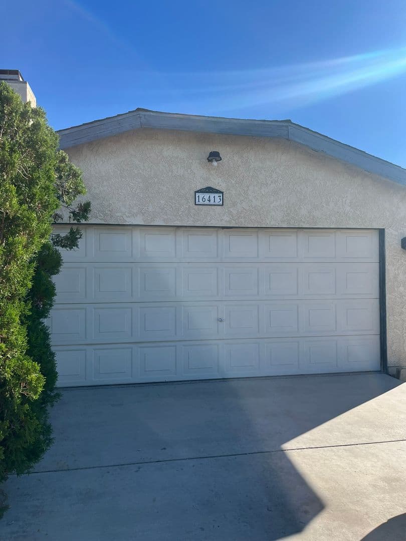 Victorville House: 16413 Solvang Ave.