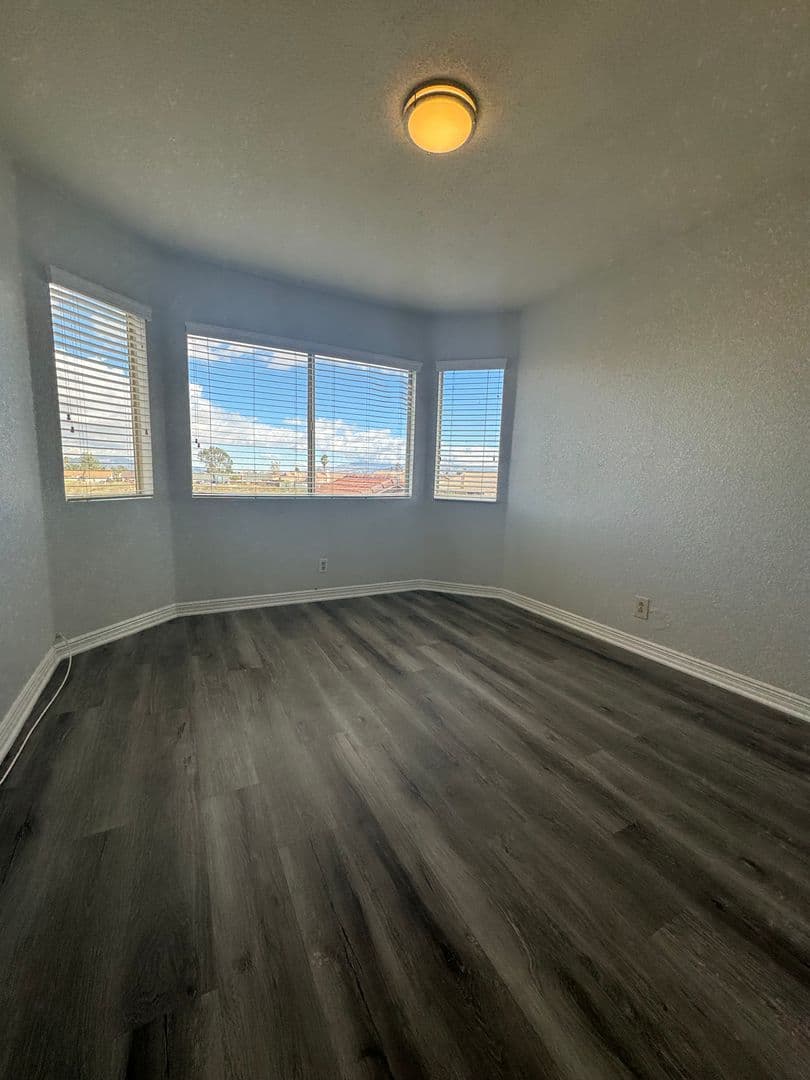 Victorville House: 12715 Sundown Rd.