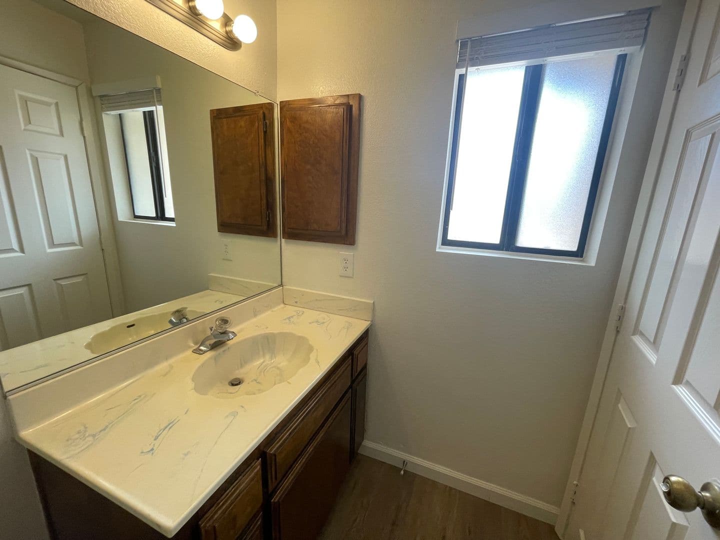 Apple Valley Apartment: 20318 Thunderbird