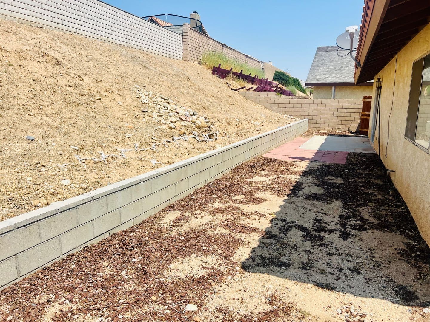 Victorville House: 13330 Stoneridge Dr.