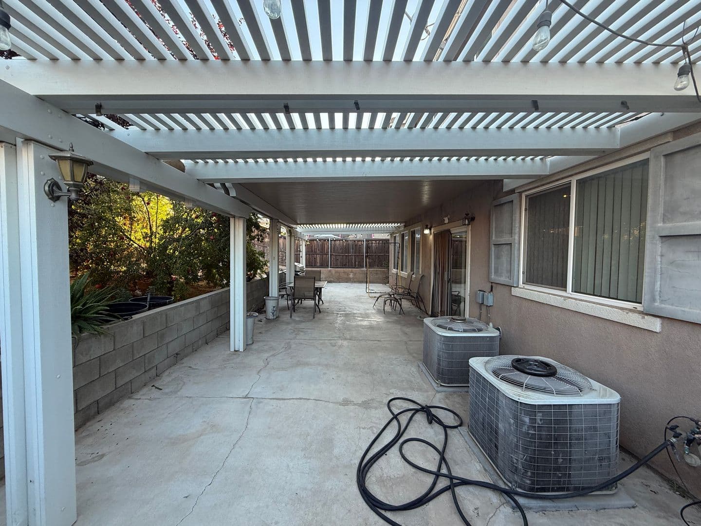 Hesperia House: 12951 Susanville St