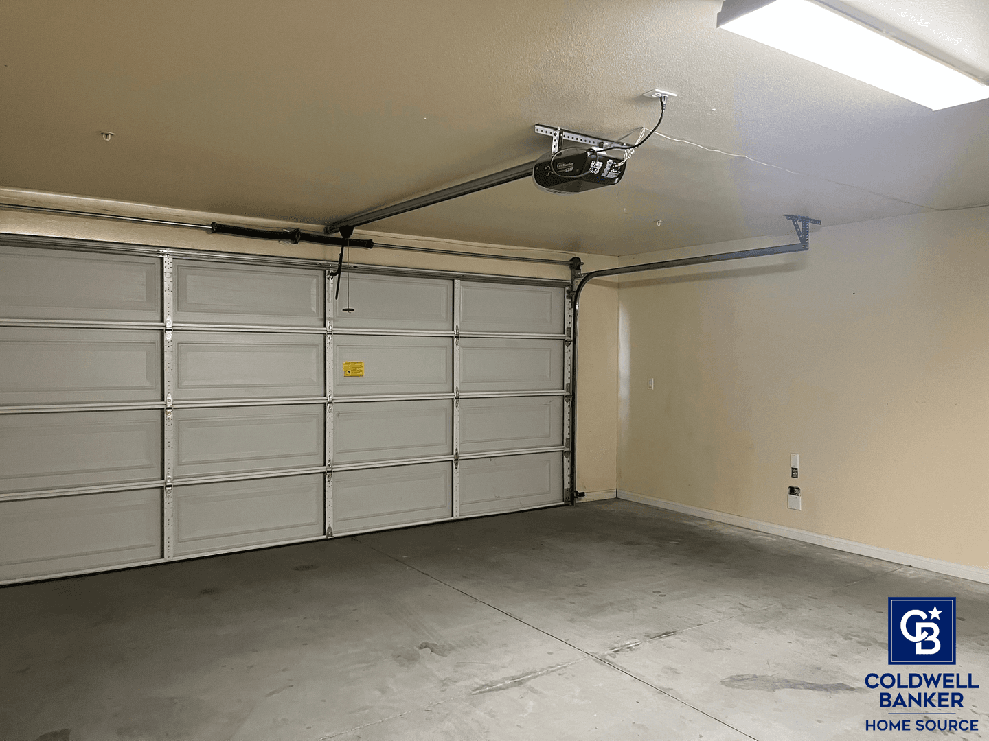 Apple Valley Apartment: 16181 Tuscola Rd