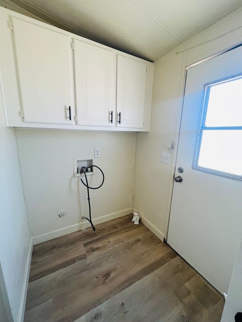 Newberry Springs House: 36924 Coyote Lake Rd