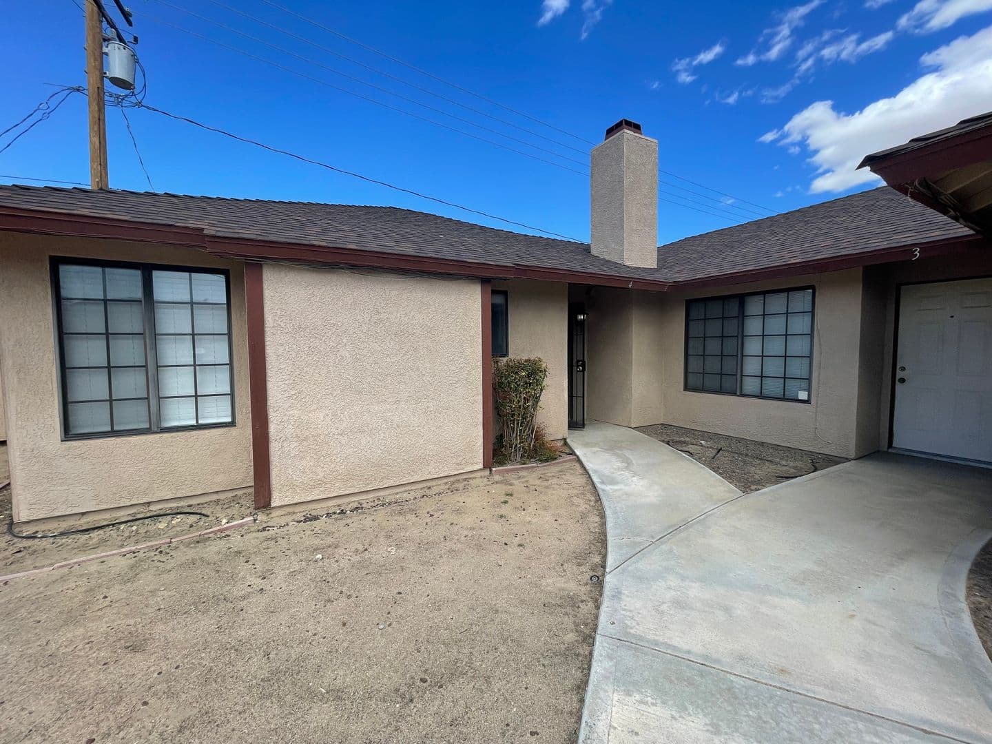 Apple Valley Apartment: 20318 Thunderbird