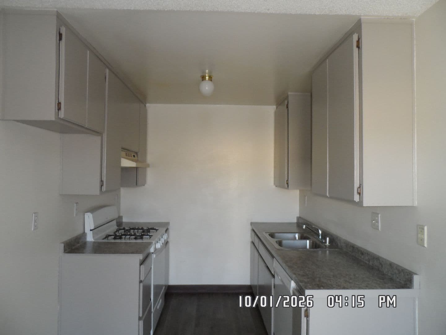 Apple Valley Apartment: 18344 Taloga Road