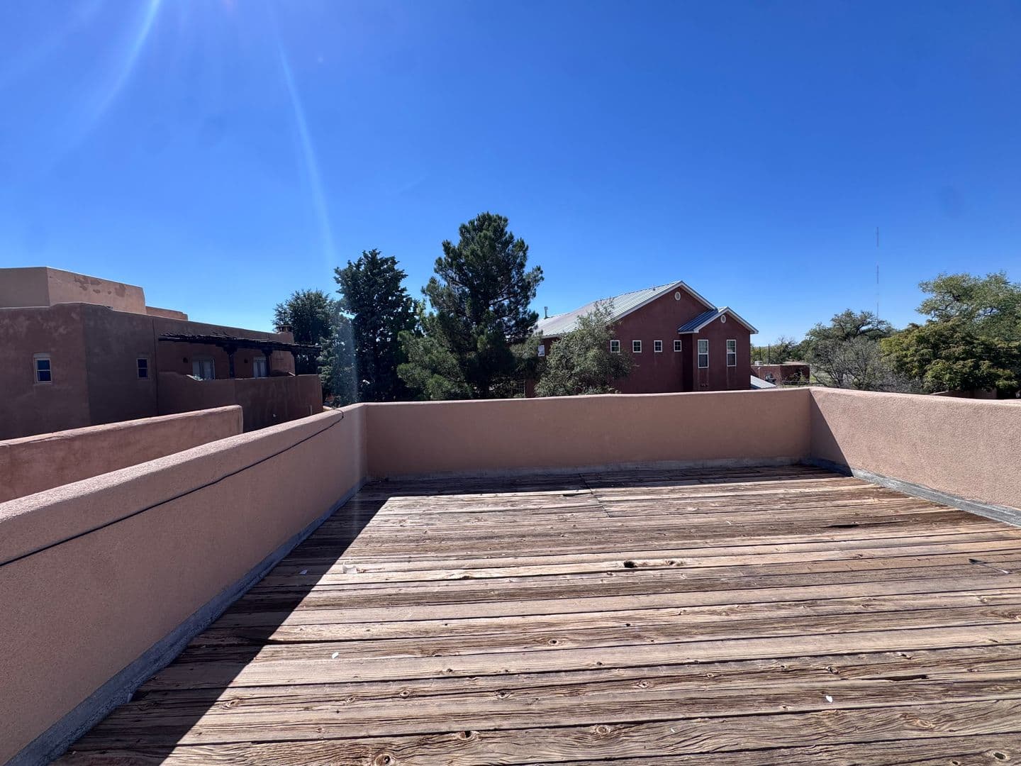 Albuquerque House: 850 Southeast Circle NW