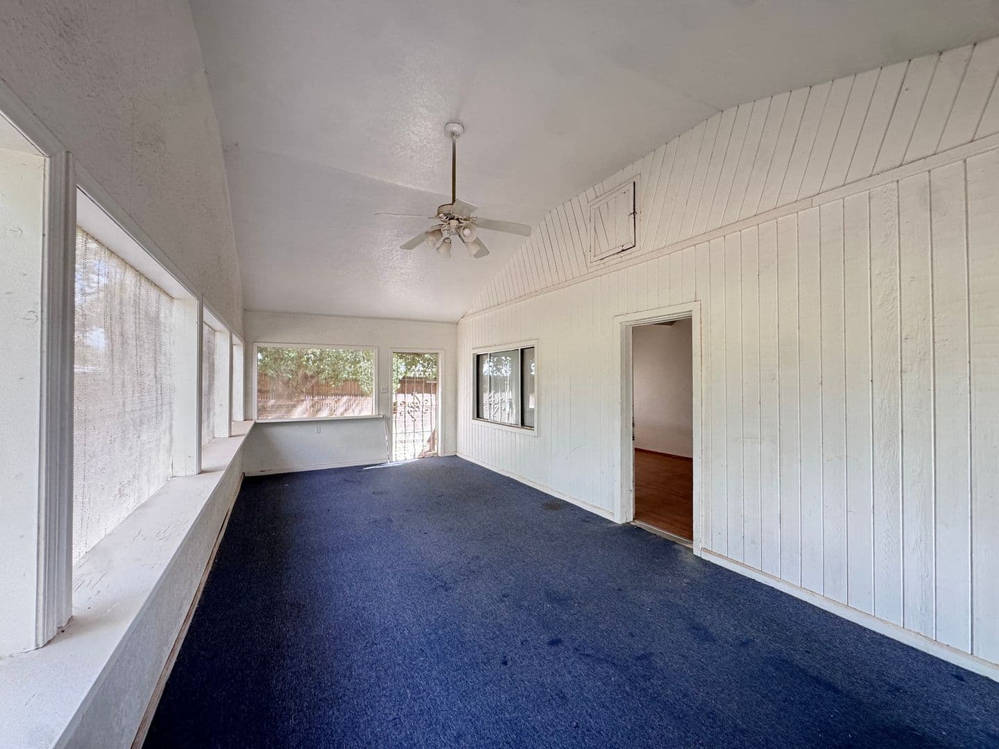 Bosque Farms House: 2495 Margaret Dr
