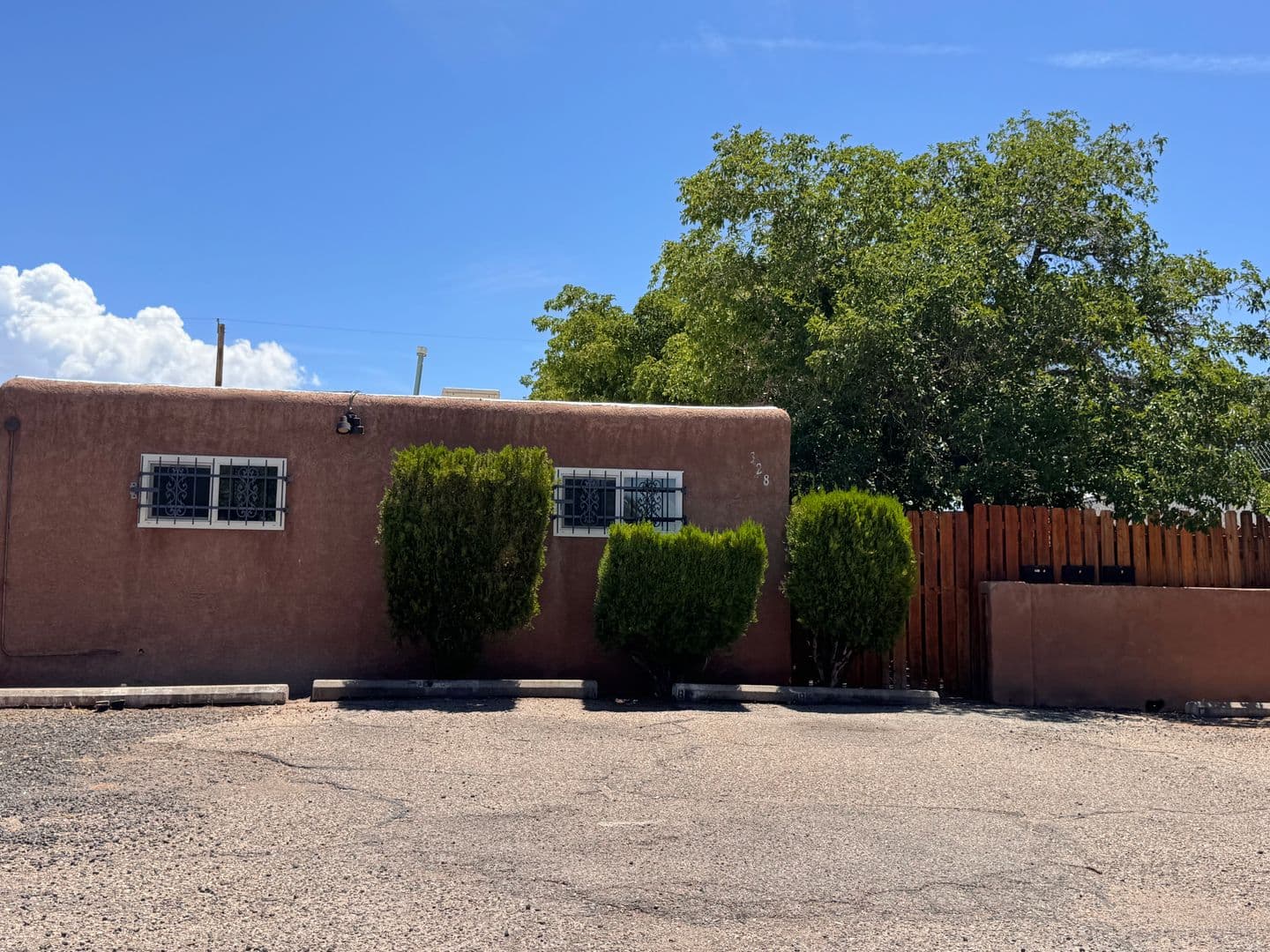 Albuquerque Apartment: 328 Utah NE