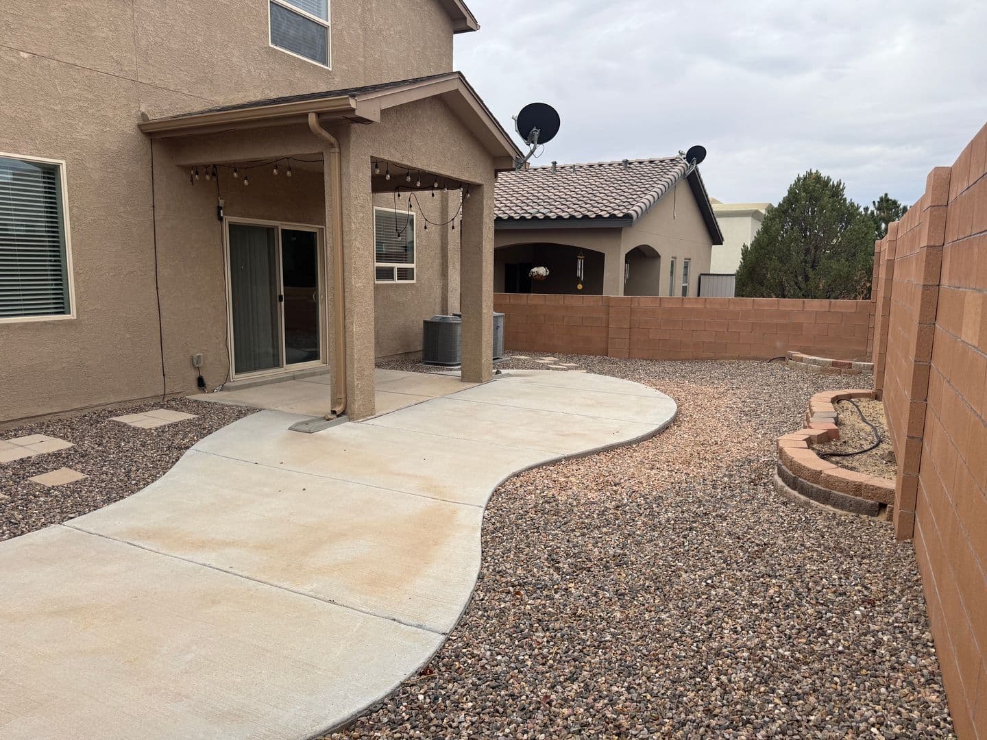 Albuquerque House: 5909 Mafraq Ave NW