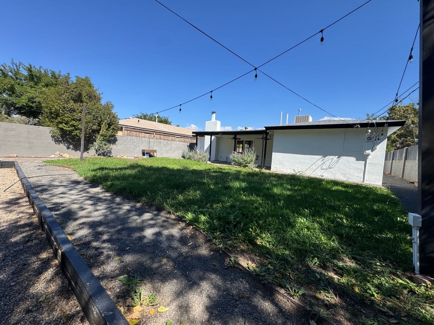 Albuquerque House: 2705 Mesilla St NE