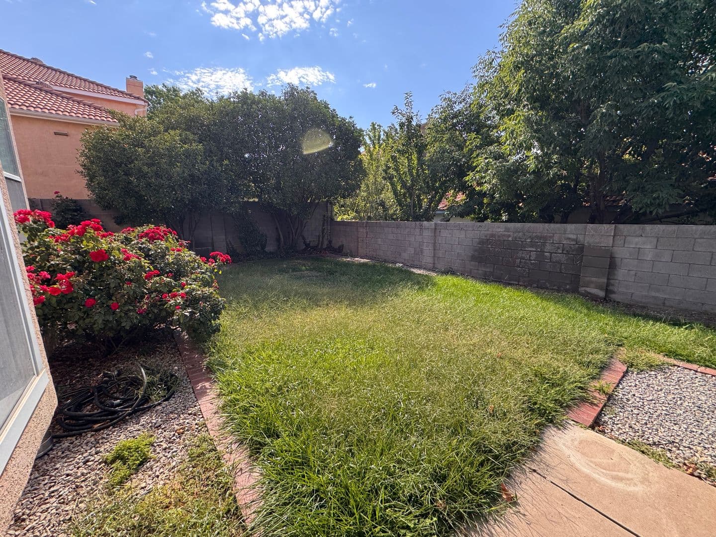 Albuquerque House: 11824 Caribou Ave NE