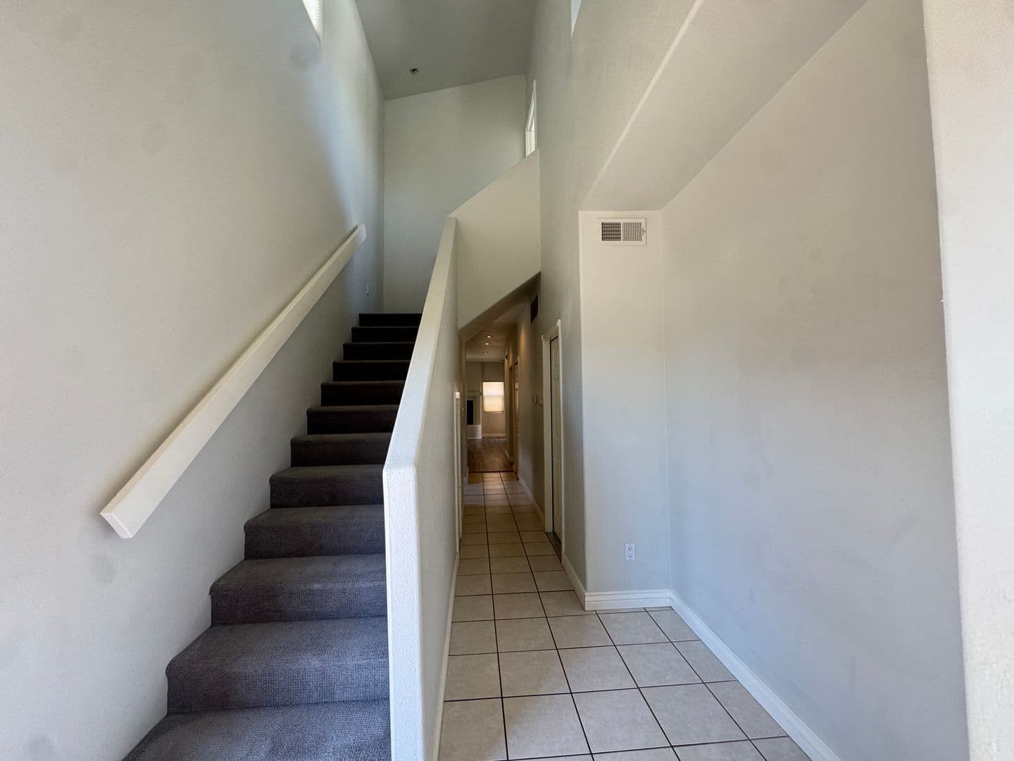 Albuquerque House: 1005 15th St NW