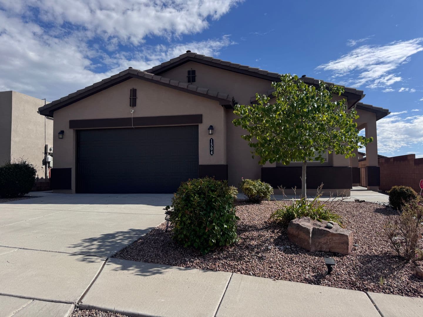 Albuquerque House: 1504 Barbaro Dr SE